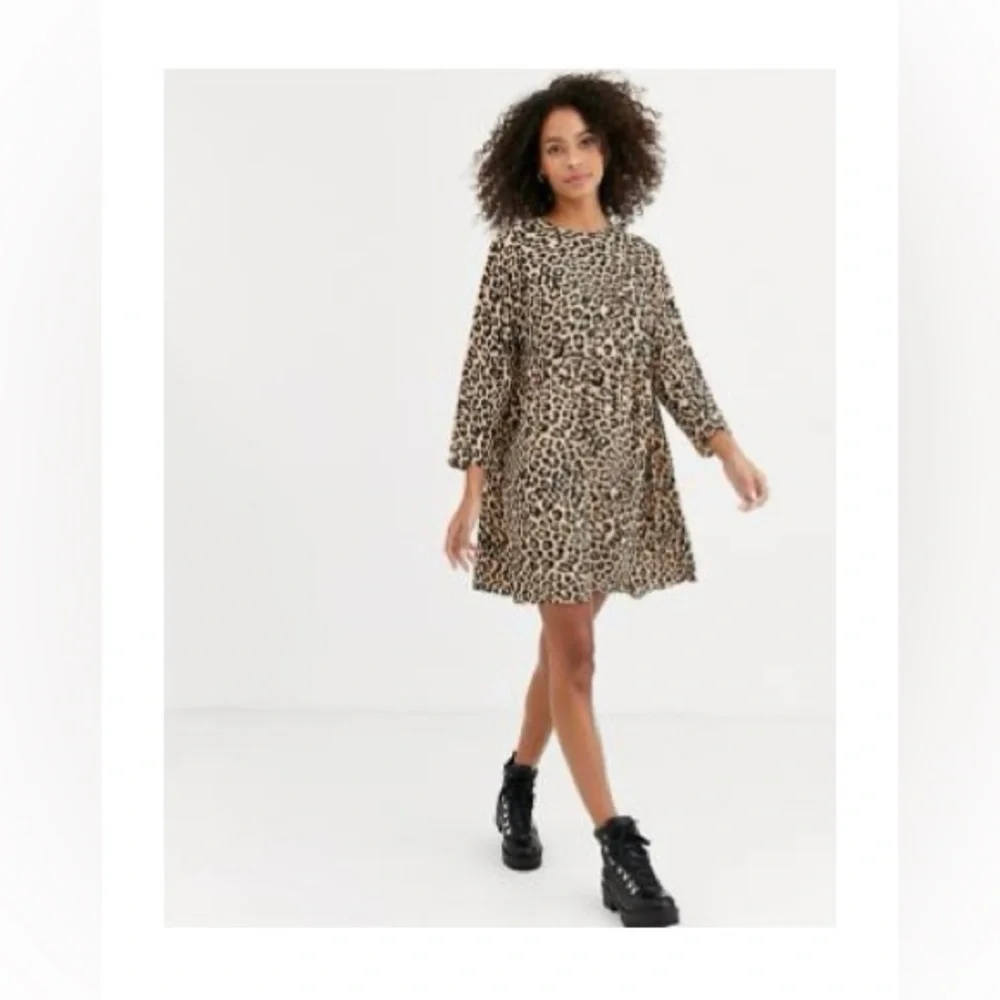 ASOS DESIGN long sleeve smock mini dress in leopard print - Picture 1 of 6